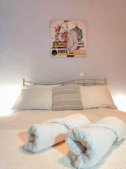 Kalamata Nestor Apartment-Near Historical Centre Bagian luar foto