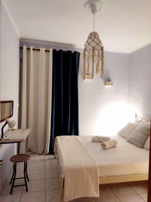Kalamata Nestor Apartment-Near Historical Centre Bagian luar foto